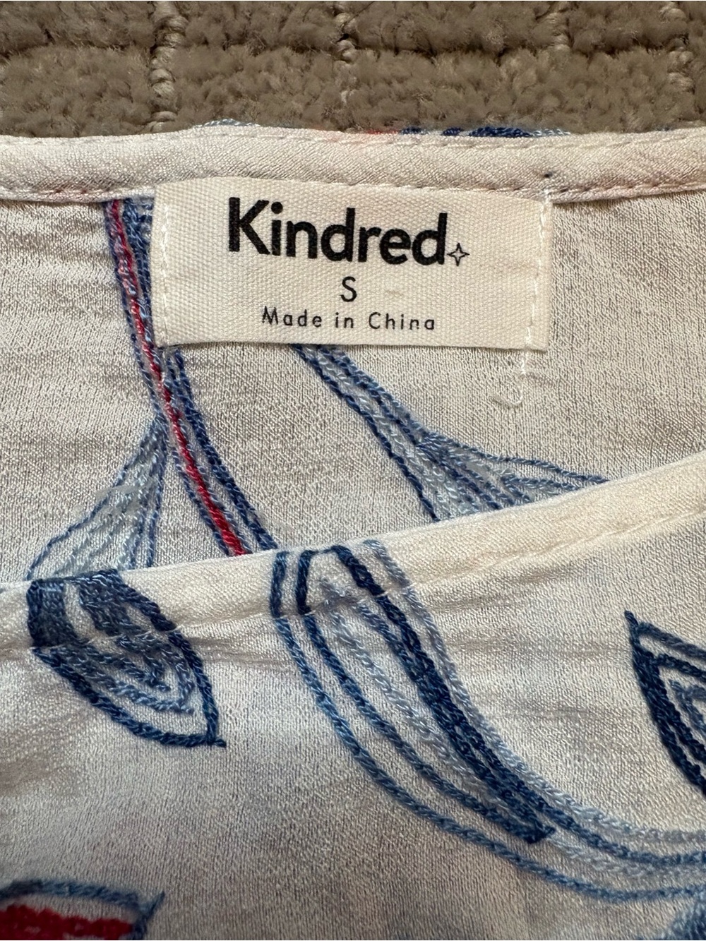 Kindred Anthropologie Embroidered Floral Boho Peasant 3/4 Sleeved Top - Picture 3 of 5